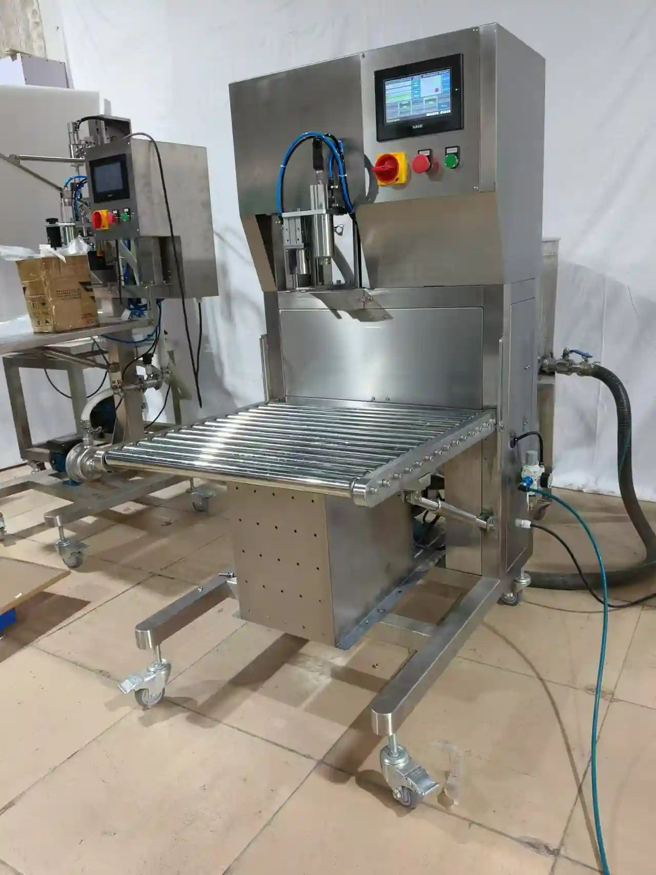 Bag in Box & Stand Up Pouch Filler 4